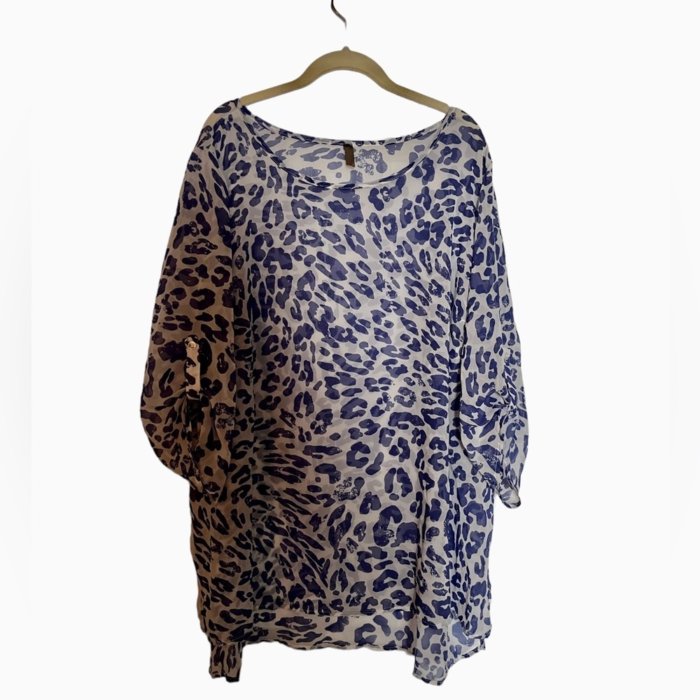 Sheer & patterned plus size top!